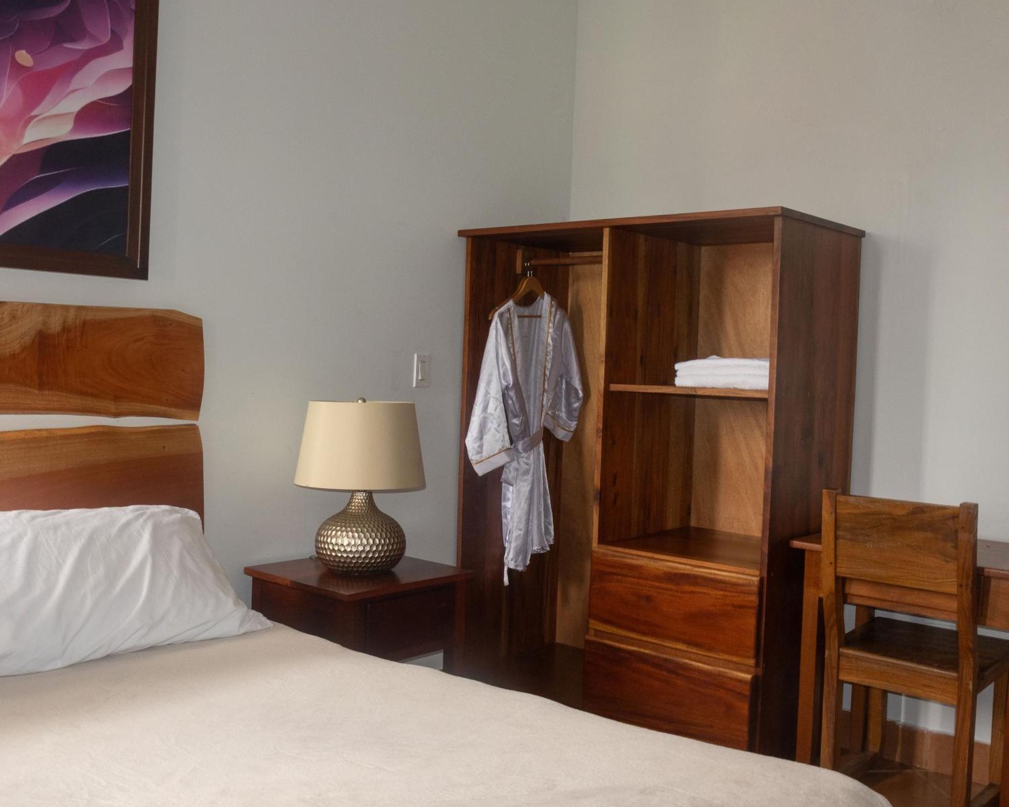 Hotel Leon Inn Eksteriør billede